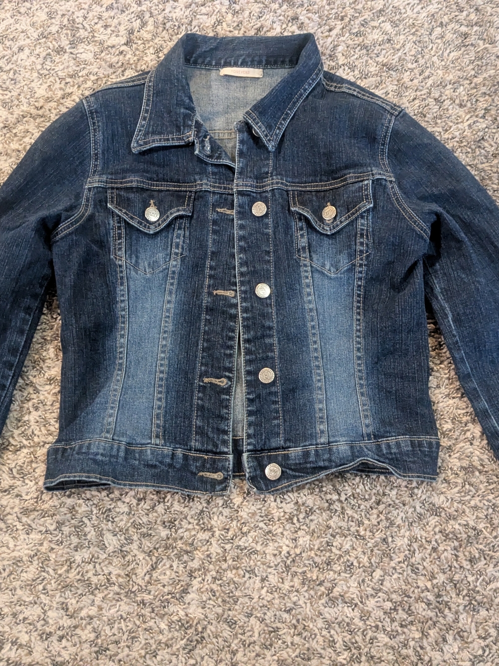 Forever 21 Cropped Stretch Denim Jacket - Medium